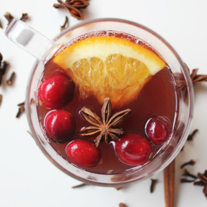 Warm Spiced Cranberry Tea